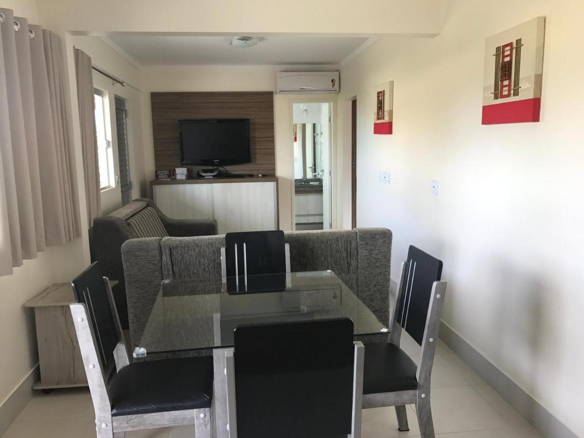 Lacqua Diroma 2 Flats Unidos Com 2 Suites E Banheiro Social Extra Caldas Novas Zewnętrze zdjęcie